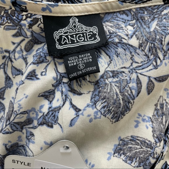 Angie Dress - Picture 10 of 10